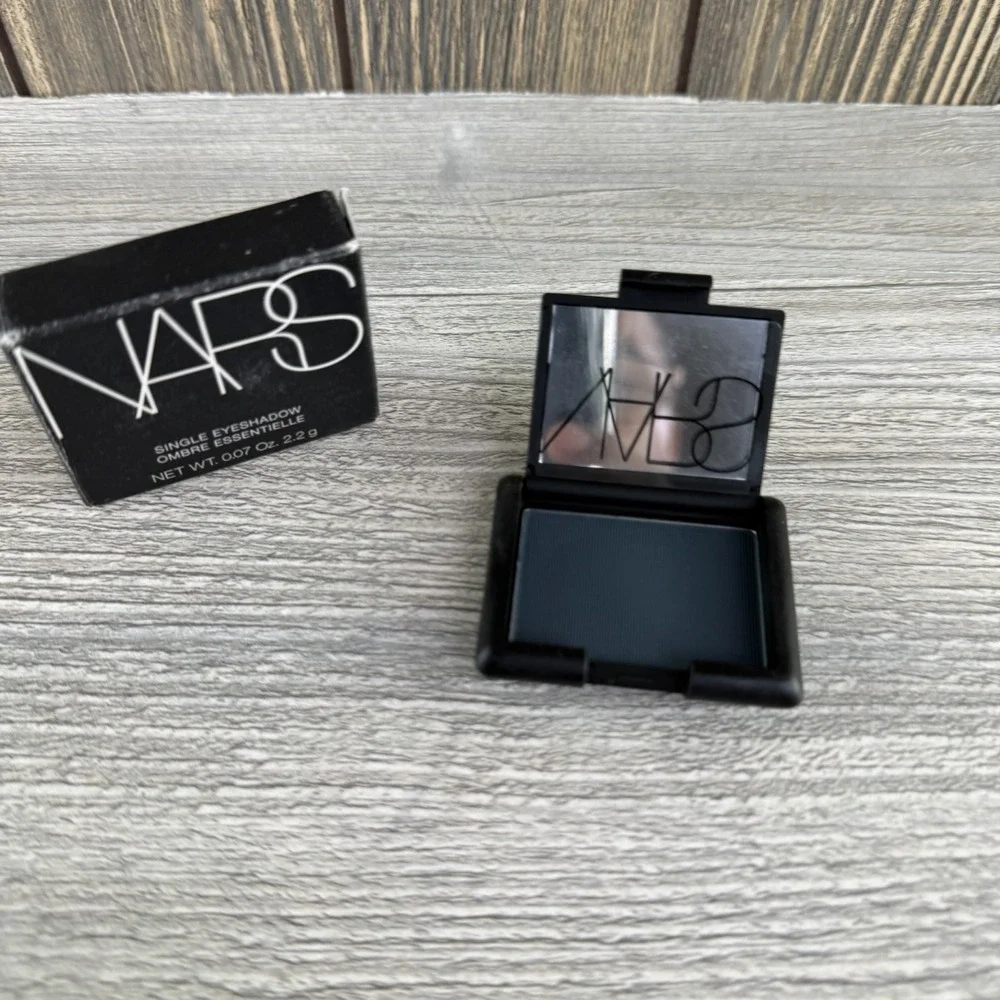 NARS Thunderball Single Eyeshadow Matte 2.2g .07 oz Discontinued Rare w/ Box